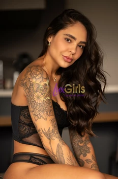 brune-luxe-escorte-lara-mendes-11