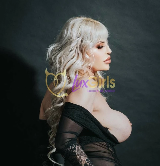 sur-alzette-blonde-escorte-lola-1