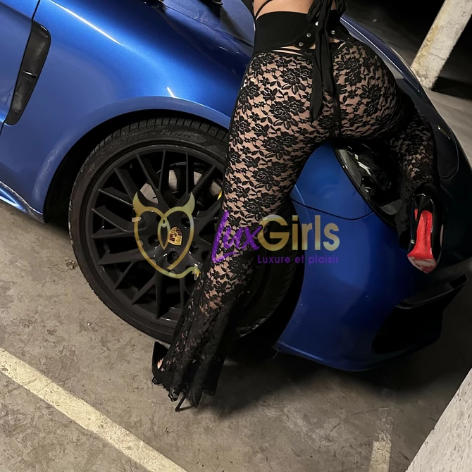 luxe-brune-amora-luxx-26