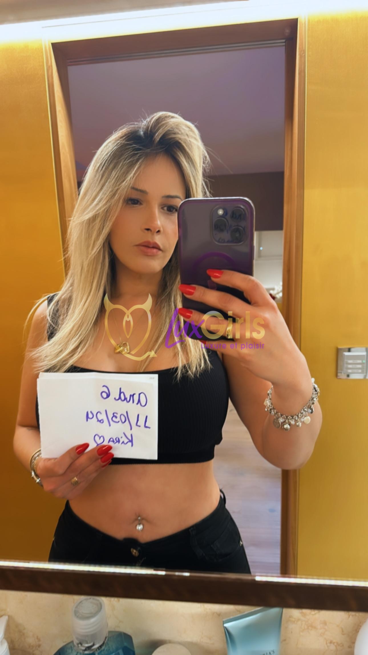 Kira Luxxx